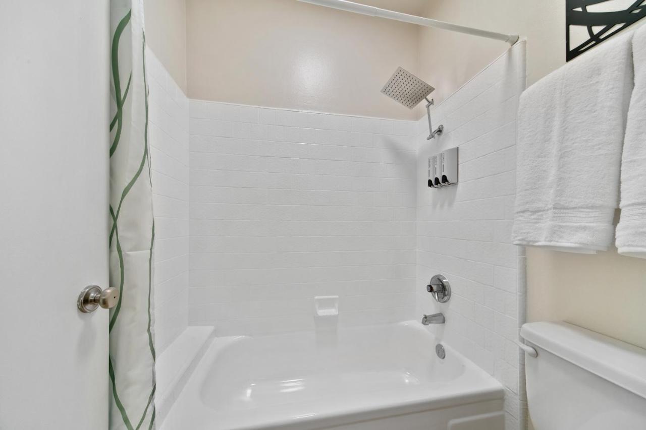 Beverly Hills Gem 1 Bedroom Apt With Parking 218 ロサンゼルス エクステリア 写真
